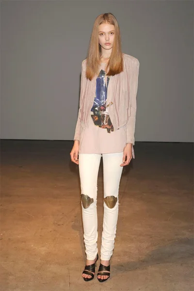 Look 2